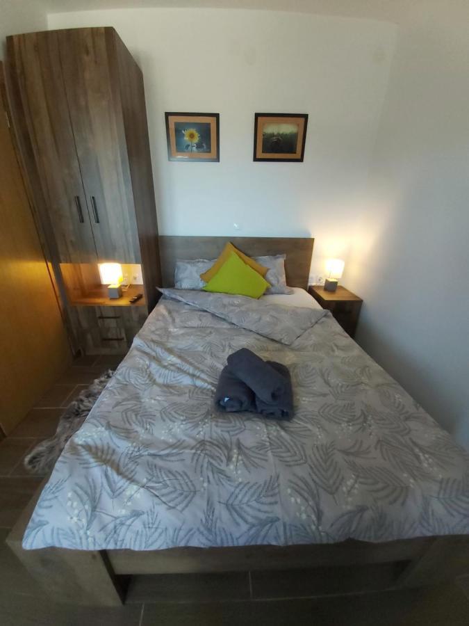 Studio Apartman Draga Velika Ludina Buitenkant foto