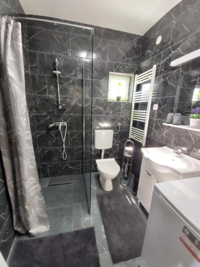 Studio Apartman Draga Velika Ludina Buitenkant foto